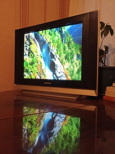 samsung 7100 43: İşlənmiş Televizor Samsung Ünvandan götürmə