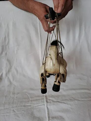 Ostali antikviteti: Tri drvene marionetske igracke sa originalnim kanapima, pocetk 20 — 3