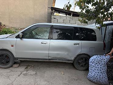 g comp: Mitsubishi Dion: 2004 г., Бензин — 3