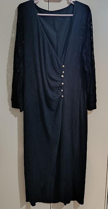 sarlar: Qadın paltarı – qara rəngdə, zərif və eleqant dizayn. - Model: Sarma — 1