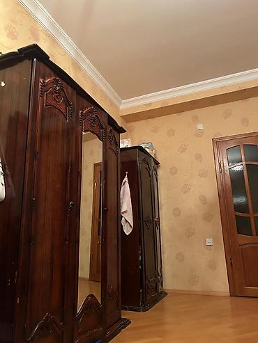 Daşınmaz əmlak: 🏠 DAİMİ QALMAQ ÜÇÜN XANIM OTAQ YOLDAŞI AXTARILIR Təmizliyə və — 4