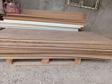 mdf: Mdf var qalınıda nazikidə qalın mdf 7 Azn nazik endef 4 azn qalın mdf