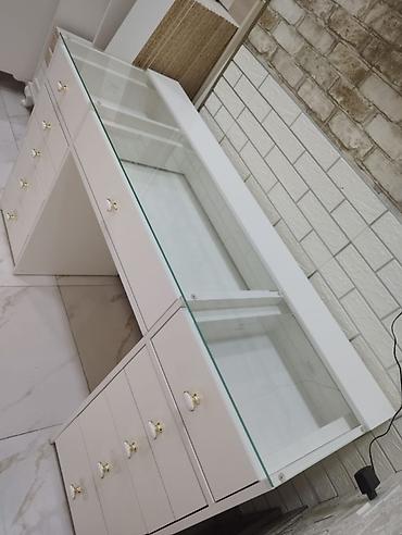 salon oturacaqlari: Düz masa, Siyirməli, Polkalı, Şüşə — 2