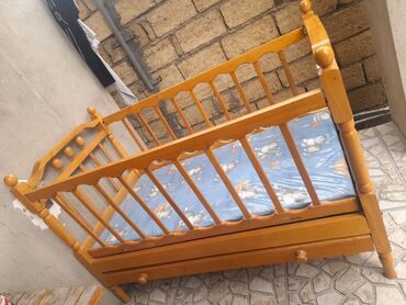 входные и межкомнатные двери: Oğlan və qız üçün, İşlənmiş, Dördbucaq, Beşik, Dəstsiz, Matras ilə, Yellənmə mexanizmsiz