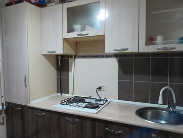 мебель в токмаке: Срочно продаётся кухонный гарнитур в хорошем состоянии цена