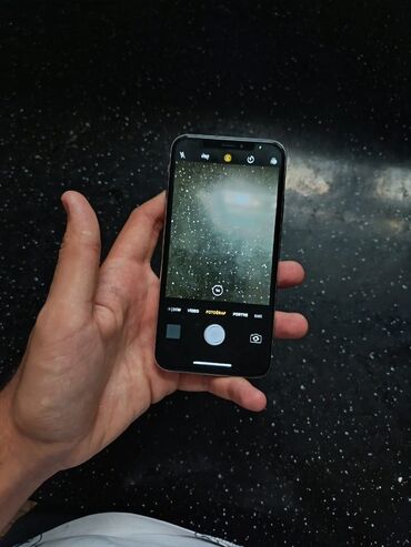 Apple iPhone: IPhone X, 64 GB, Gümüşü, Face ID — 7