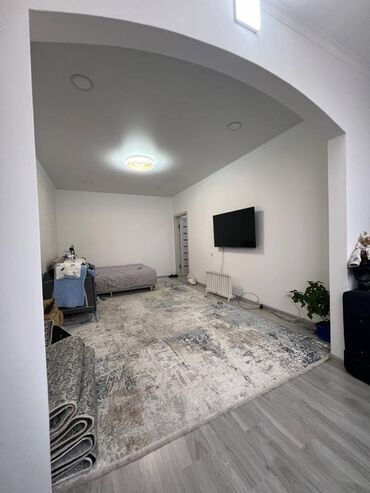 купить квартиру в 6 микрорайоне: 1 комната, 45 м², 106 серия улучшенная, 6 этаж, Евроремонт