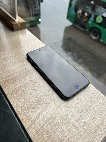 чехол на айфон 7: IPhone 7, Qara, Barmaq izi