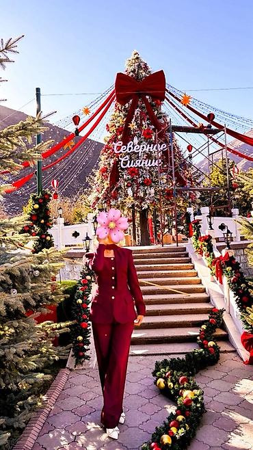Бордовый женский костюм-двойка - Цвет: насыщенный бордовый. - at lalafo.kg Бордовый женский костюм-двойка - Цвет: насыщенный бордовый. -