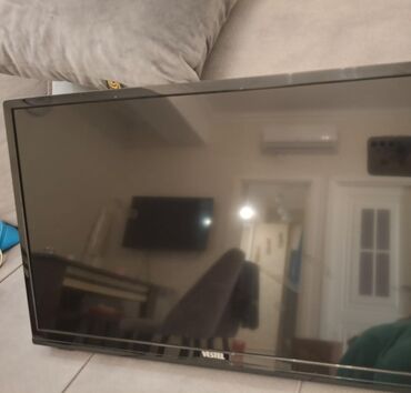 Ayla91.Vestel TV tecili satilir 90 manata.Diam.61di hec bir problemi