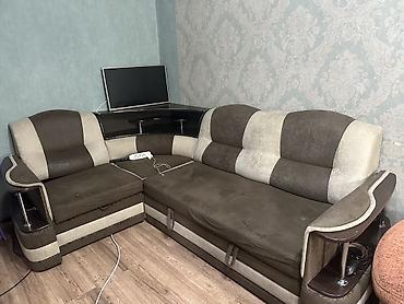 Дивандар: Бурчу бар диван, Кутулар менен — 1