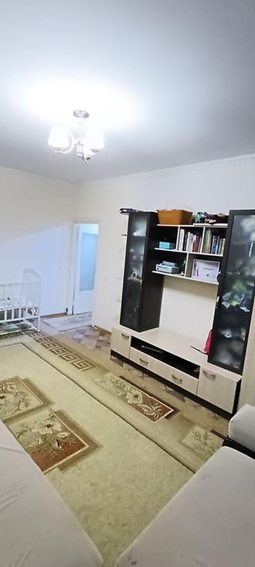single room flat: 1 комната, 33 м², 105 серия, 1 этаж, Старый ремонт — 3