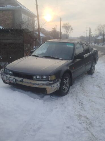 ход док: Honda Accord: 1990 г., 2 л, Механика, Бензин, Седан