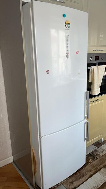 swizer soyuducu: Б/у 2 двери Siemens Холодильник Продажа, цвет - Белый