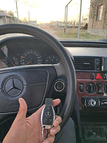 капот w202: Mercedes-Benz C-Class: 1994 г., 1.8 л, Автомат, Бензин, Седан — 5