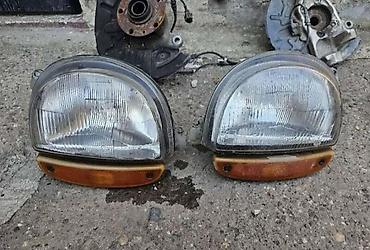 tupanjac spartac cena: FAROVI ZA RENAULT TWINGO | Renault tvingo farovi 1 komad 2000 din — 1