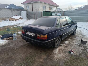 Volkswagen: Volkswagen Passat: 1992 г., 1.8 л, Механика, Бензин, Седан — 9