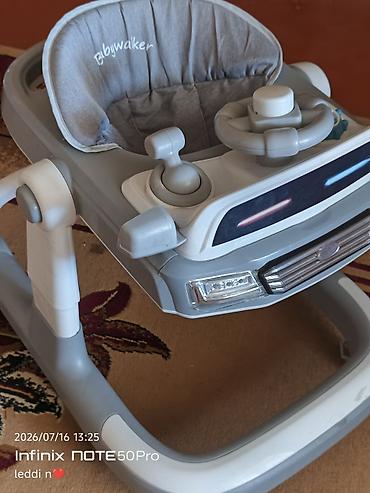 кукольная коляска: Детские ходунки Babywalker (серо-белые) - Конструкция в стиле — 1