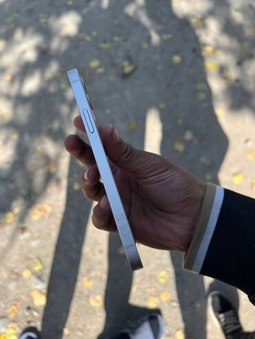 Apple iPhone: IPhone 12, Б/у, 128 ГБ, Белый — 4