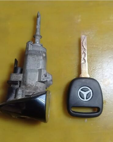выкидной ключ: Ключ Mercedes-Benz Новый, Оригинал