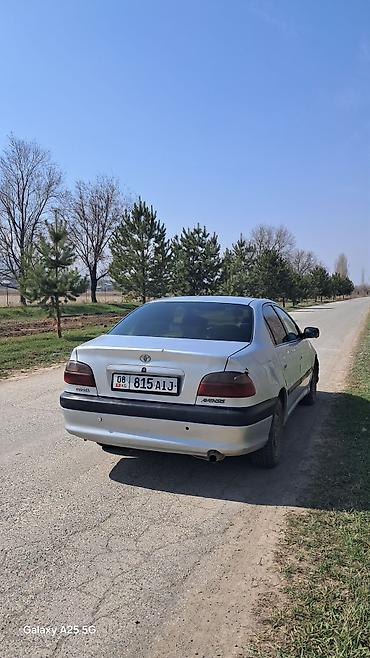 динамики камри: Toyota Avensis: 2001 г., 2 л, Механика, Дизель, Седан — 3
