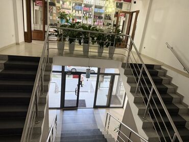 дом для мероприятия: Сдается помещение площадью 12 квадратных метров. 1 линия.(вход с улицы