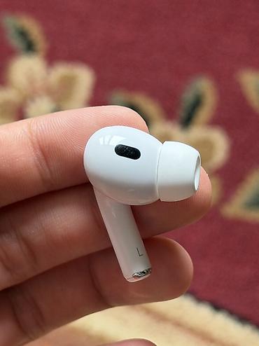 samsung a12: Беспроводные вакуумные наушники, Apple, AirPods Pro 2, Б/у — 2
