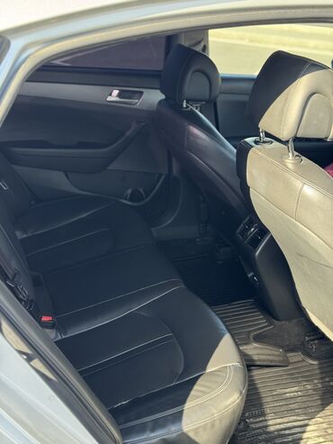 Hyundai: Hyundai Sonata: 2016 г., 2 л, Автомат, Газ — 5