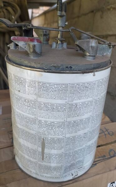 Другое автосервисное оборудование: Продаю крышки - дозаторы для перемешивания Автокраски - 73 штуки at lalafo.kg — 9 Другое автосервисное оборудование: Продаю крышки - дозаторы для перемешивания Автокраски - 73 штуки — 9