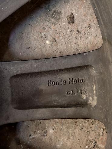 Диски: Литые Диски R 17 Honda, Комплект, отверстий - 5, Б/у — 4