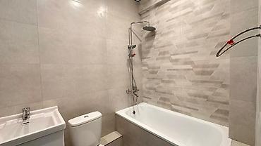 Продажа квартир: 1 комната, 42 м², 7 этаж, Дизайнерский ремонт — 9