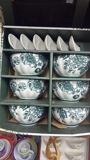 Наборы посуды: Чайные наборы из тонкого фарфора в подарочных боксах. Варианты: - — 26