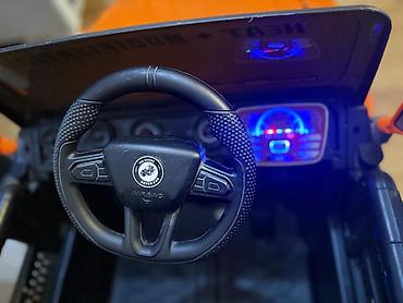 Uşaq üçün elektrik maşınları: İrada….Masın tezedır Hec 3 defe ıslenmeyıb Qiymet 330 man Unvan;Yeni — 4