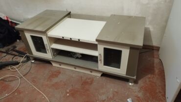 кранштейн телевизор: Тумба и подставка для телевизора, Напольная, цвет - Серый