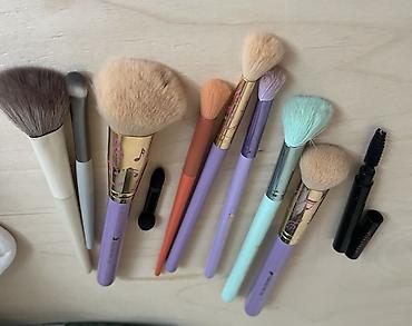 makyaj çantası: Qarışıq fırçalar 🔜 tonal krem konsilır rumyana ten highlighter qaş — 6