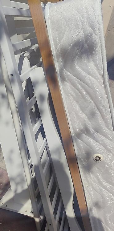 Beşiklər: Uşaq beşiyi və döşək komplekti - Material: ağ rəngli, taxta karkas — 1