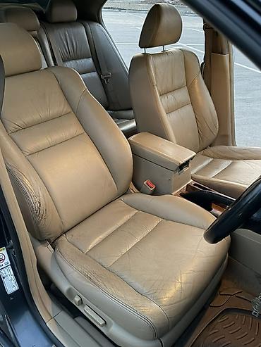 Honda: Honda Accord: 2005 г., Седан — 6