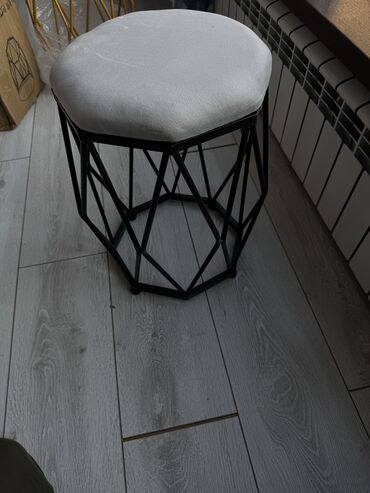 Пуфики: Повторно поступили стул пуфики,,,качество очень высокая,,,ткань — 10