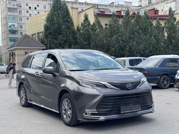 toyota hailender: Toyota Sienna: 2022 г., 2.5 л, Автомат, Гибрид, Минивэн