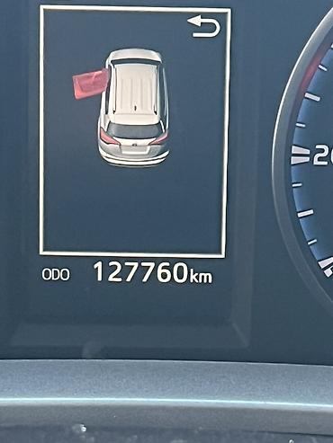 xpeng p7: Toyota RAV4: 2017 г., 2.5 л, Автомат, Газ, Кроссовер — 10