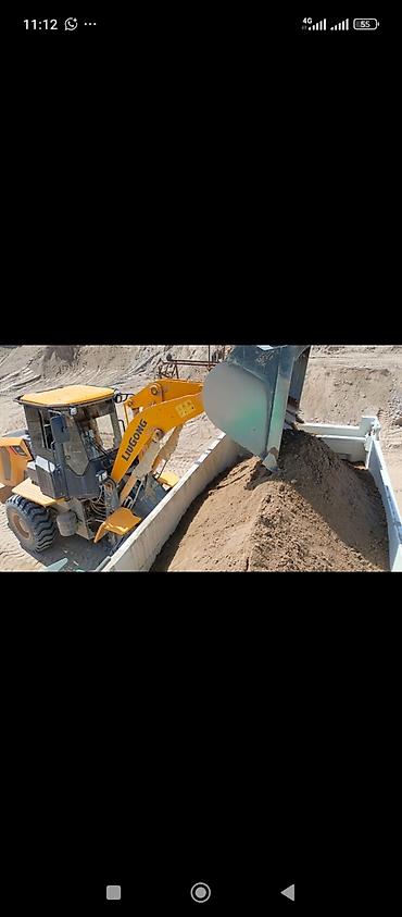 Другой строительный транспорт: Самосвал 6×4 для строительства и карьеров - Конфигурация: трехосный — 10