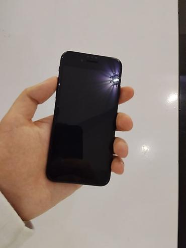 iphone airpods: IPhone SE 2020, 128 GB, Qara, Barmaq izi, Face ID — 4
