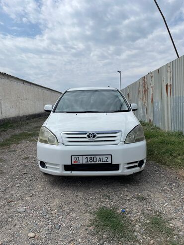 грузовой автомат: Toyota Ipsum: 2002 г., 2.4 л, Автомат, Бензин, Вэн/Минивэн