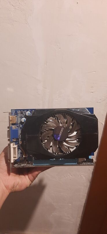 Настольные ПК и рабочие станции: H61 plata i3 2th gt 630 2gb 70 azn h61 plata i53470 gt 730 4gb 100
