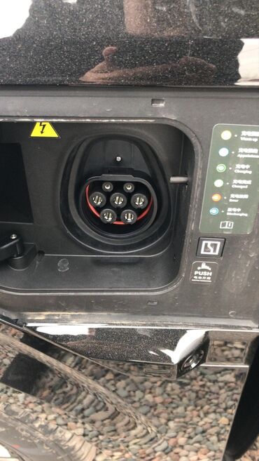 Инструменты для авто: Зарядные устройства для электромобилей. Тип 1, Тип 2, Tesla, GBT — 7