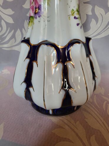 Ostali antikviteti: Vaza Cluj Napoca porcelan,kobalt rucno oslikana iz 70ih. Vaza je — 11