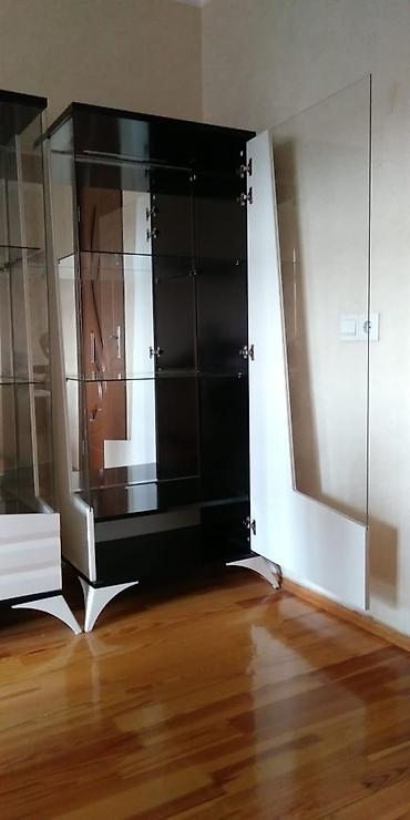 Dolab vitrinləri: Şüşəli dolab vitrini, İşlənmiş — 7