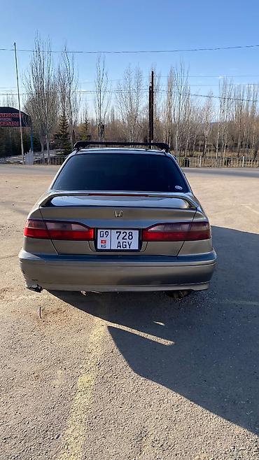 1999: Honda Accord: 1999 г., 2 л, Автомат, Бензин, Седан — 8
