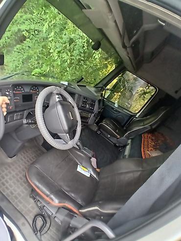 Volvo: Сүйрөгүч, Volvo, 2013 г., Тенттелген — 4