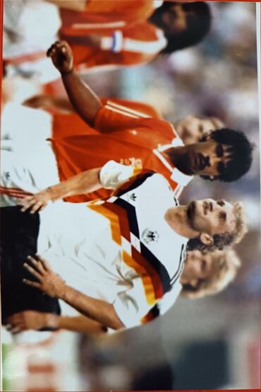 Kolleksiya kartları: Futbol azarkeşləri üçün möhtəşəm şəkillər — 17